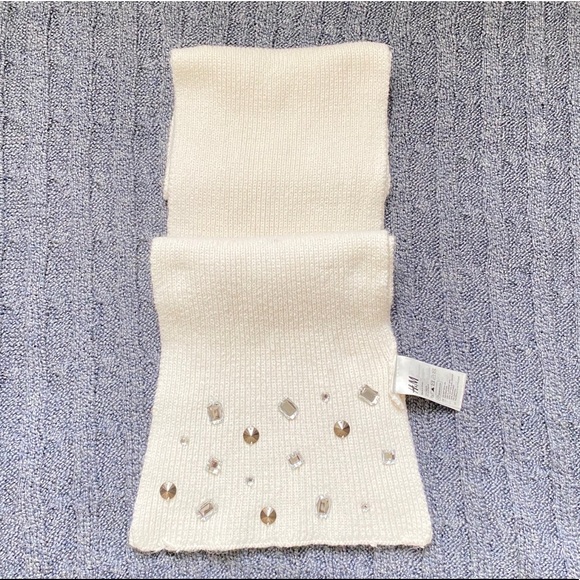 H&M Accessories - H&M White RhineStoned Scarf